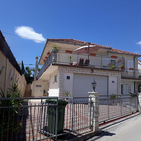 Quality Vila "Comfort" Τρογκίρ Εξωτερικό φωτογραφία