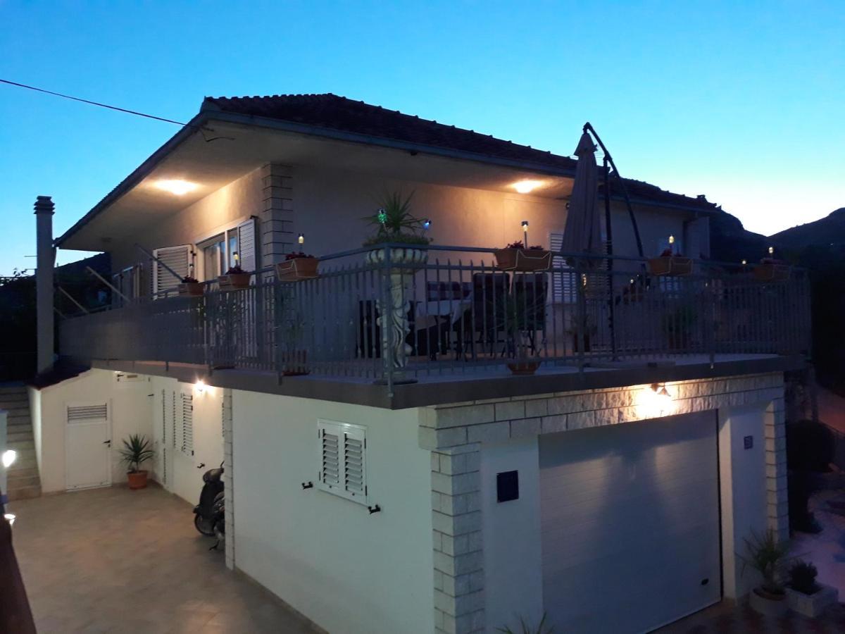 Quality Vila "Comfort" Τρογκίρ Εξωτερικό φωτογραφία