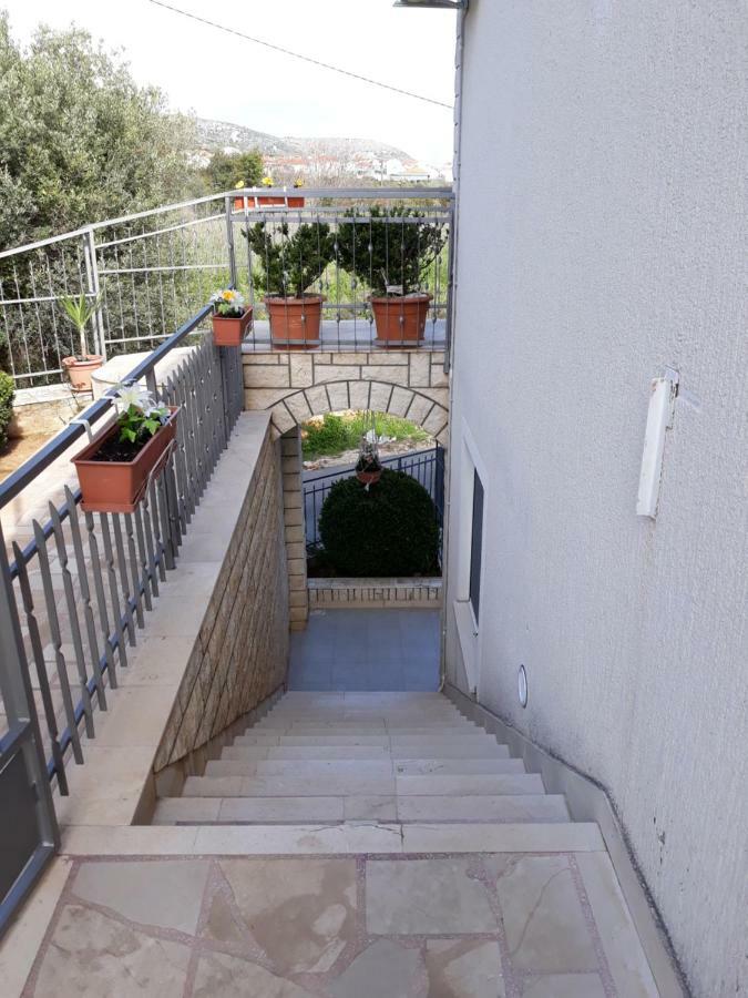 Quality Vila "Comfort" Τρογκίρ Εξωτερικό φωτογραφία